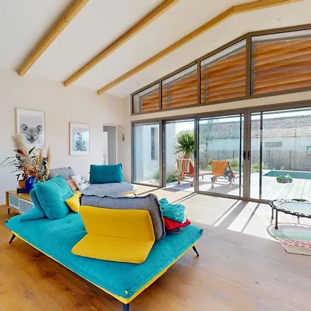 Otel Etoilee Avec Piscine 8 Personnes Saint Gilles Croix de vie