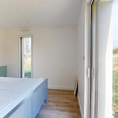 Otel Etoilee Avec Piscine 8 Personnes 4*